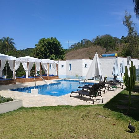 Hotel Chalezinho Santorini & Eventos Guararema Exteriér fotografie