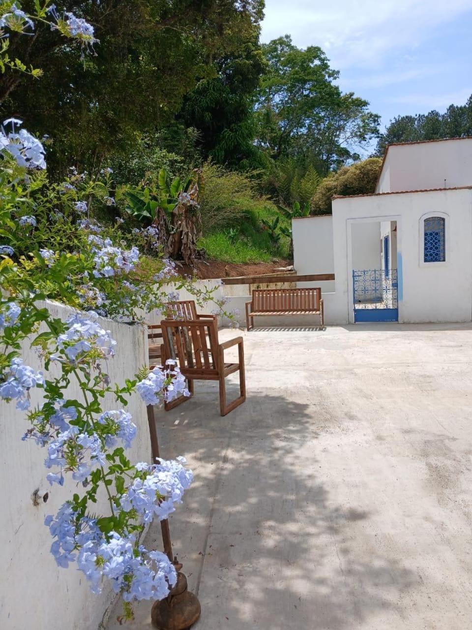 Hotel Chalezinho Santorini & Eventos Guararema Exteriér fotografie