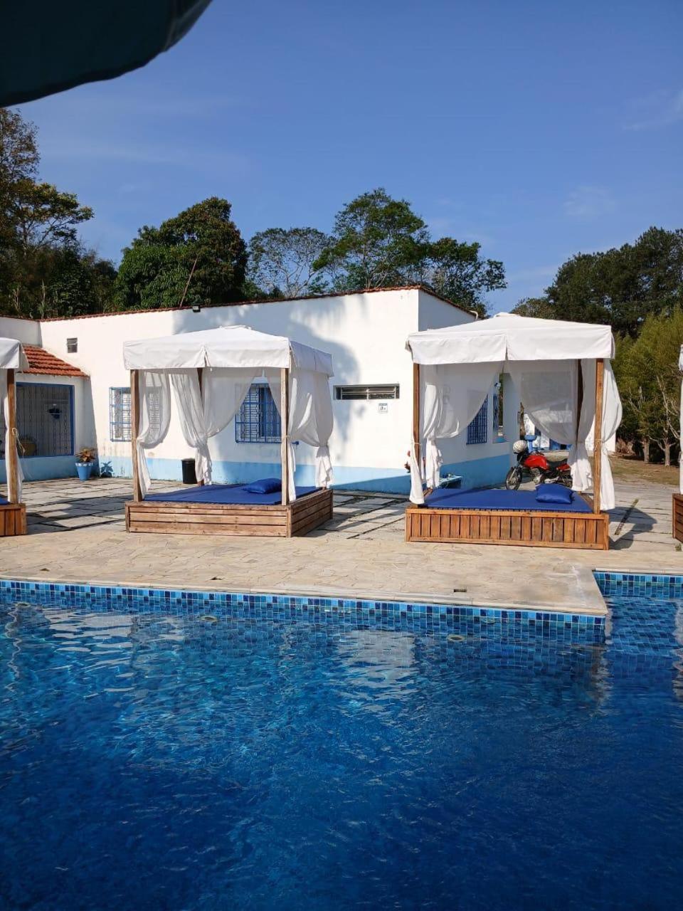 Hotel Chalezinho Santorini & Eventos Guararema Exteriér fotografie